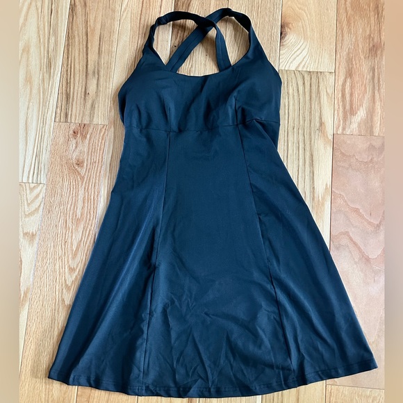 SHEIN Active Dress - Picture 5 of 9